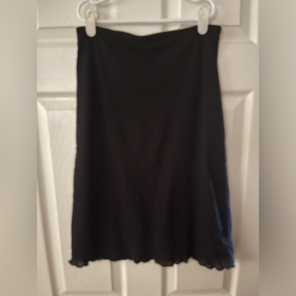 ZARA black ruffle skirt, M
